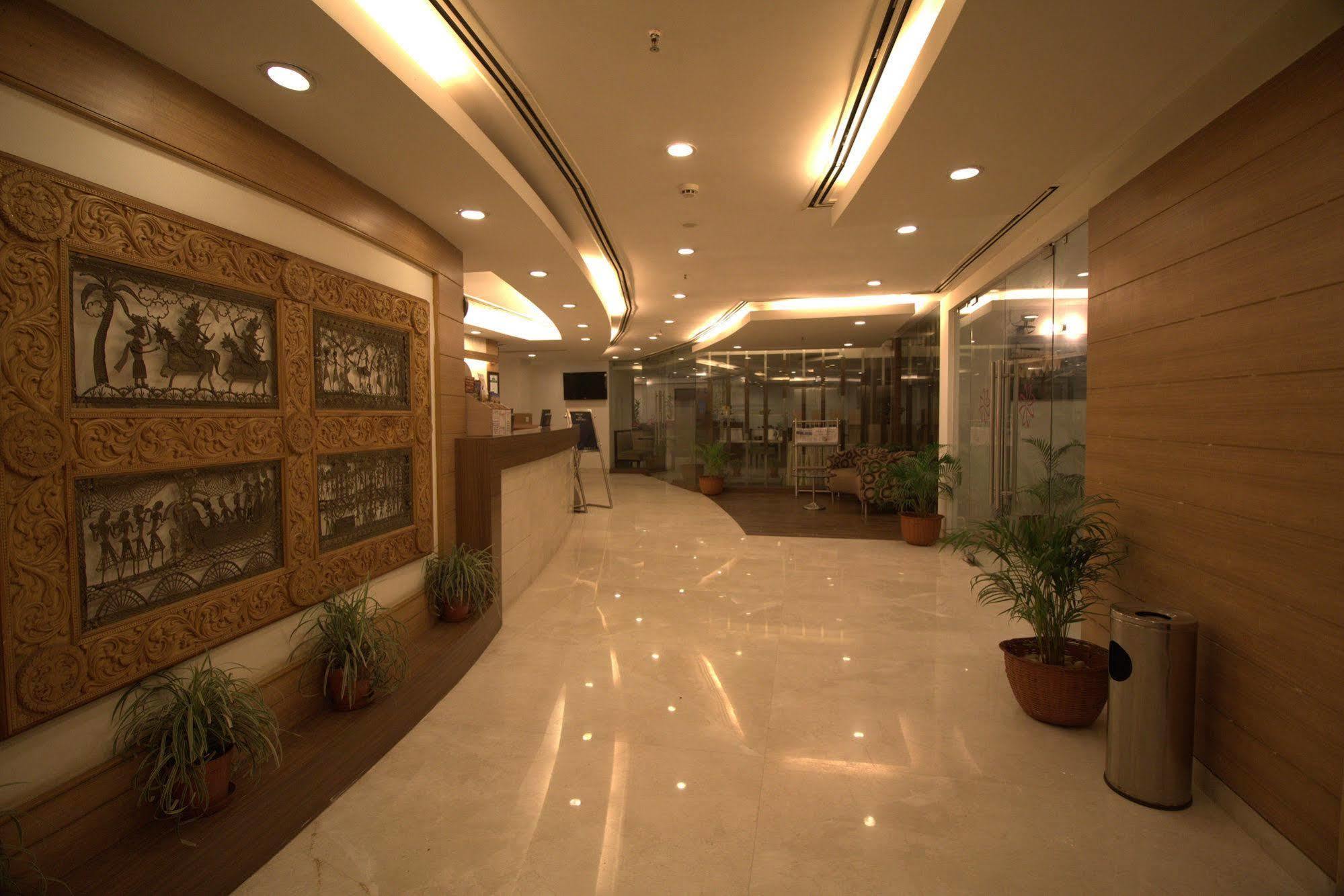 Ira By Orchid Bhubaneswar Hotel Exterior photo