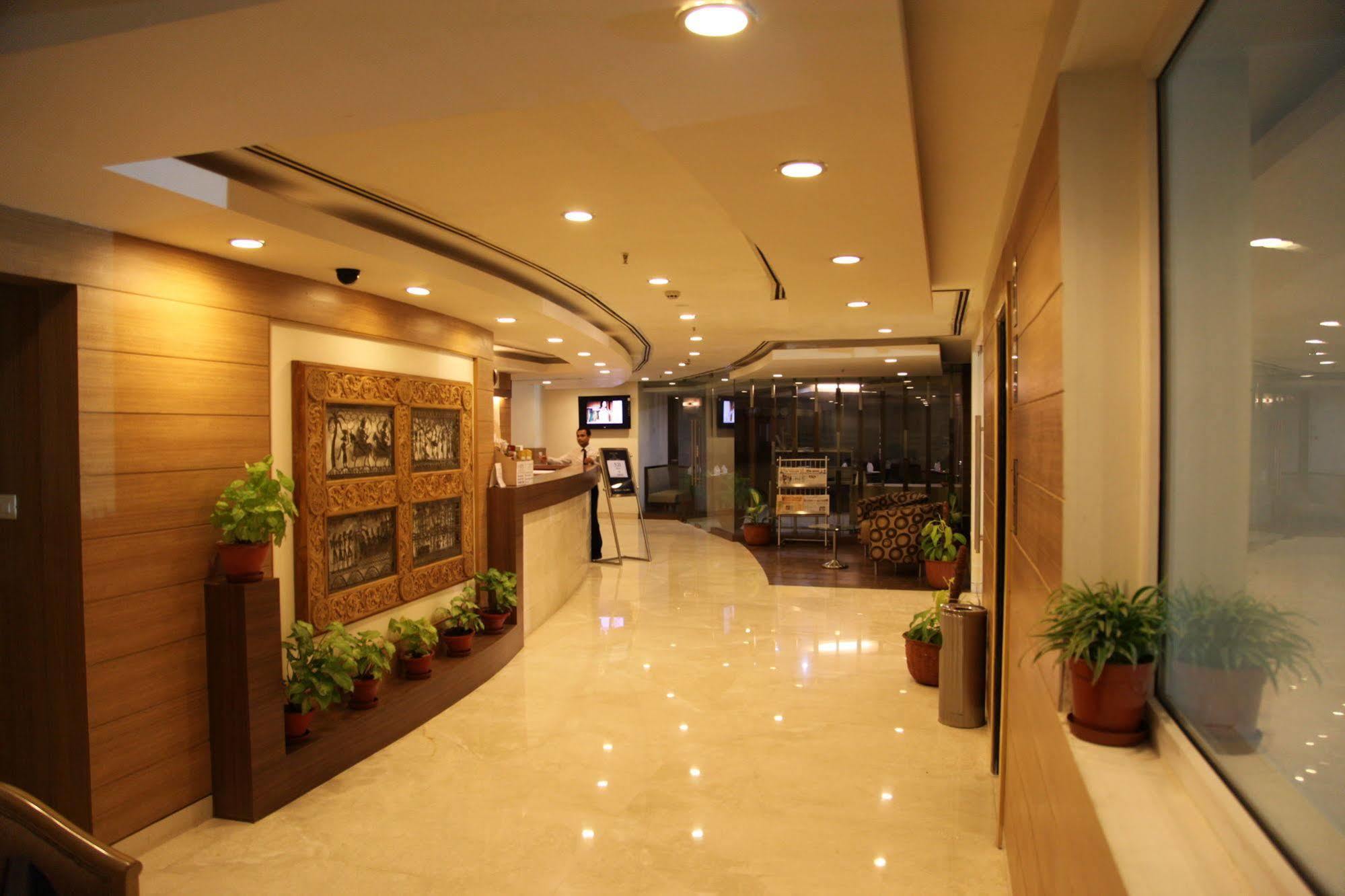 Ira By Orchid Bhubaneswar Hotel Exterior photo